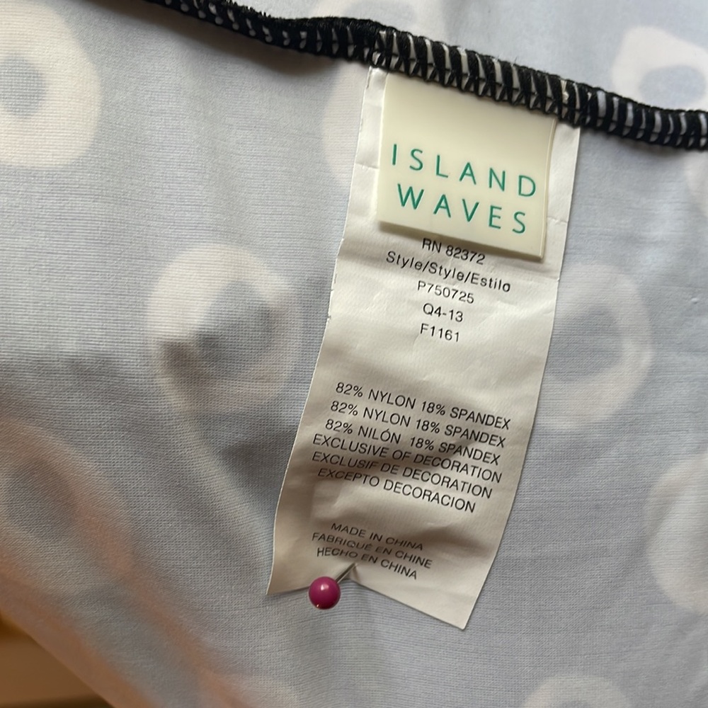 NWT-Island Waves tanki. Tie back top & skirt bottoms. Black & white. SZ 12 - Picture 7 of 14